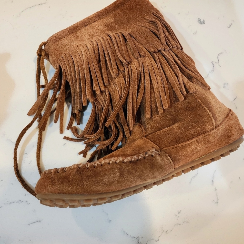 Minnetonka Brown Fringe Ankle Boots - Picture 2 of 4